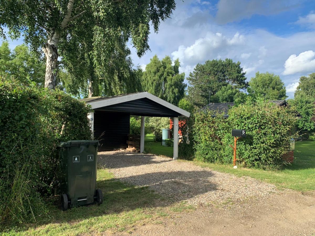 Spacey And Charming Cabin 300 M. From Beach Tjørneholm Exterior foto