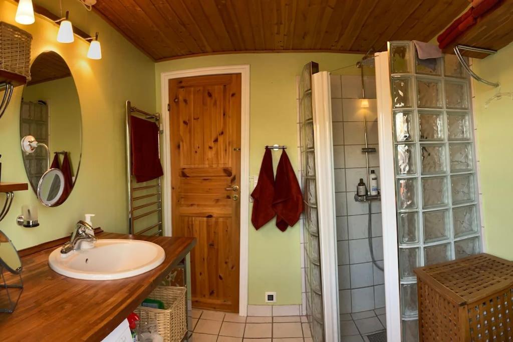 Spacey And Charming Cabin 300 M. From Beach Tjørneholm Exterior foto
